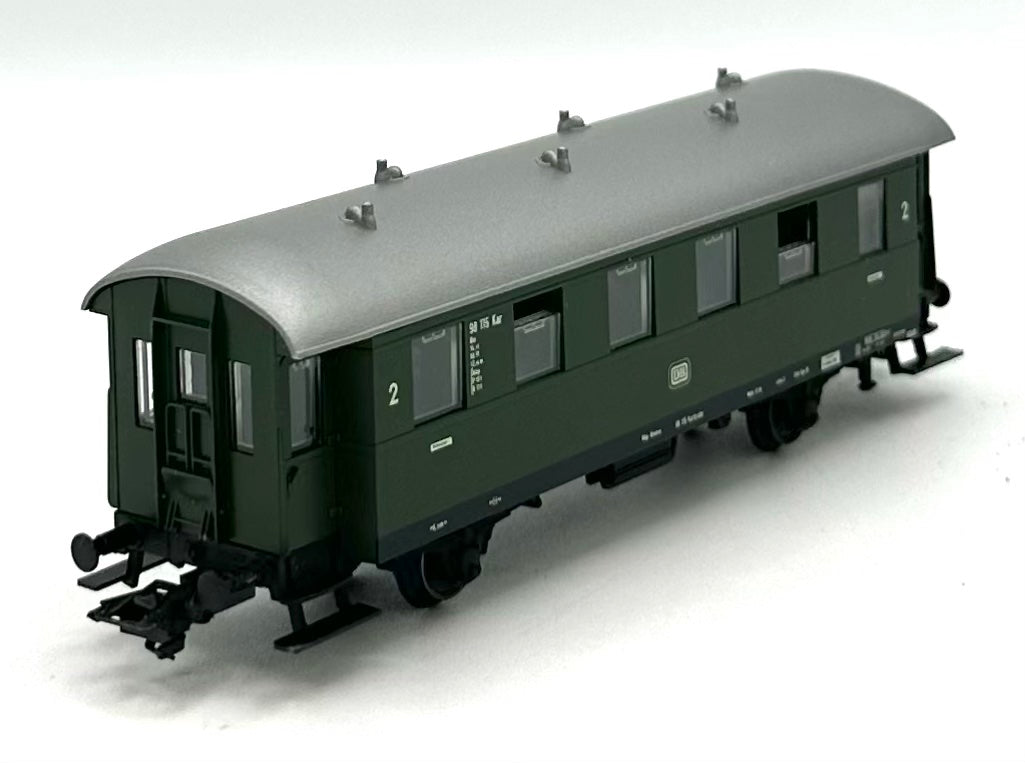 Marklin 4235 HO Scale DB ABie-34 Std. Branch 2nd Class Passenger Car