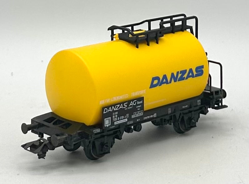 Marklin 46422 HO Scale "DANZAS" Tank Car