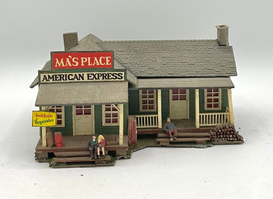 Model Power HO Scale "Ma's Place" Custom Painted Lighted Fully Assembled