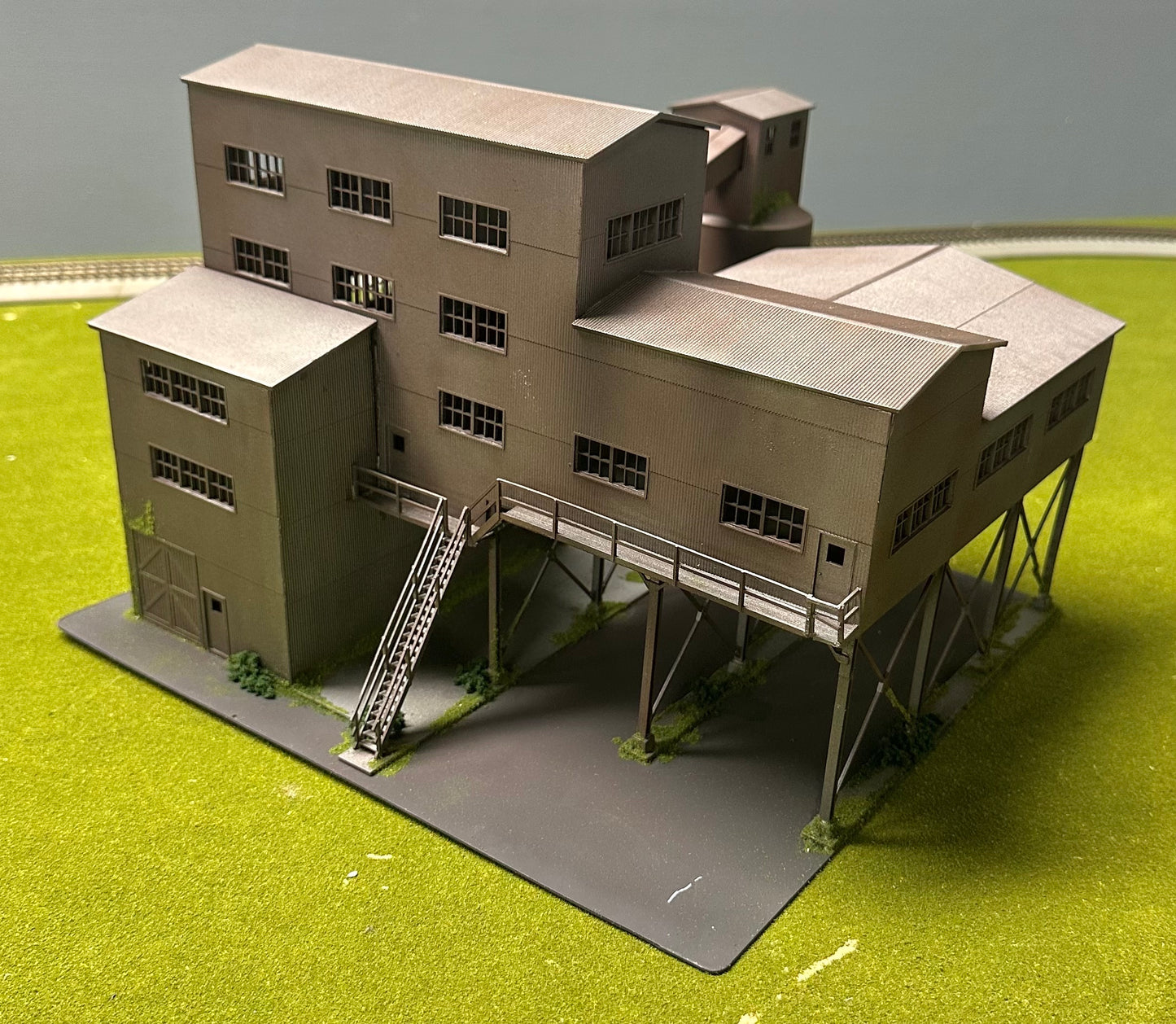 Walthers Cornerstone 933-3836 Diamond Coal Corp. Building Custom Painted/Weathered Building