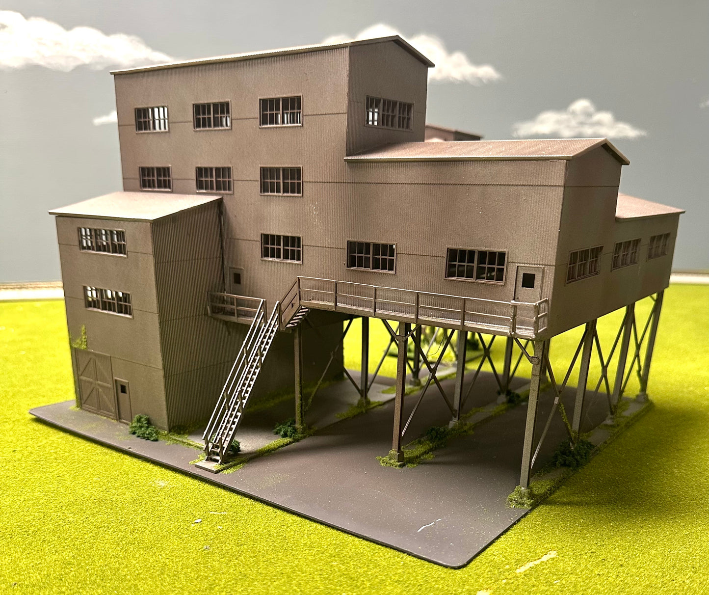 Walthers Cornerstone 933-3836 Diamond Coal Corp. Building Custom Painted/Weathered Building