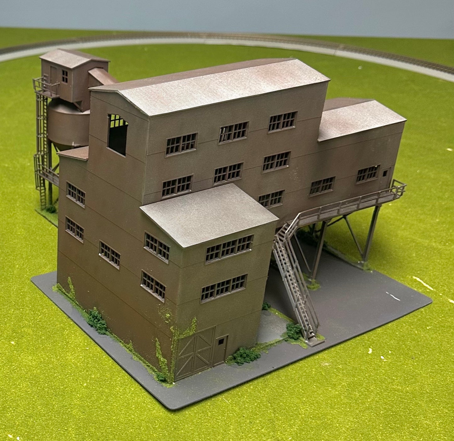 Walthers Cornerstone 933-3836 Diamond Coal Corp. Building Custom Painted/Weathered Building
