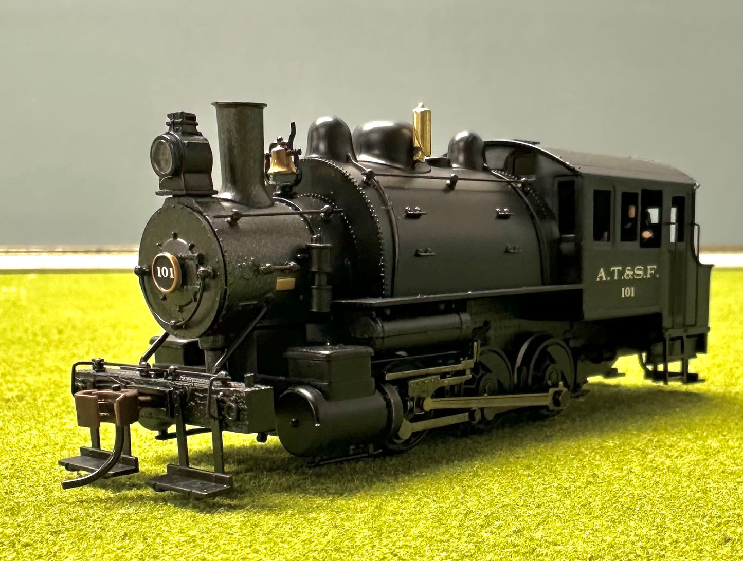Spectrum 81812 HO Scale Saddle Tank Loco 0-6-0 AT&SF DCC Steam Locomotive