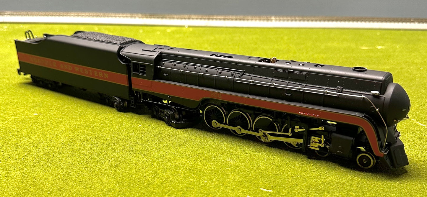 Bachmann Plus 11315 HO Scale Class J N&W 4-8-4 w/Smoke DC Steam Locomotive