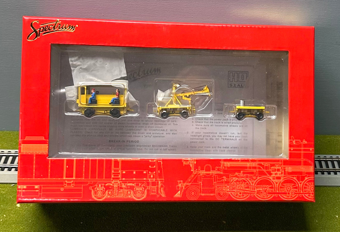 Spectrum 16946 HO Scale Maintenance Of Way Vehicles- Self Propelled DC Speeder with Work Crane&Cart