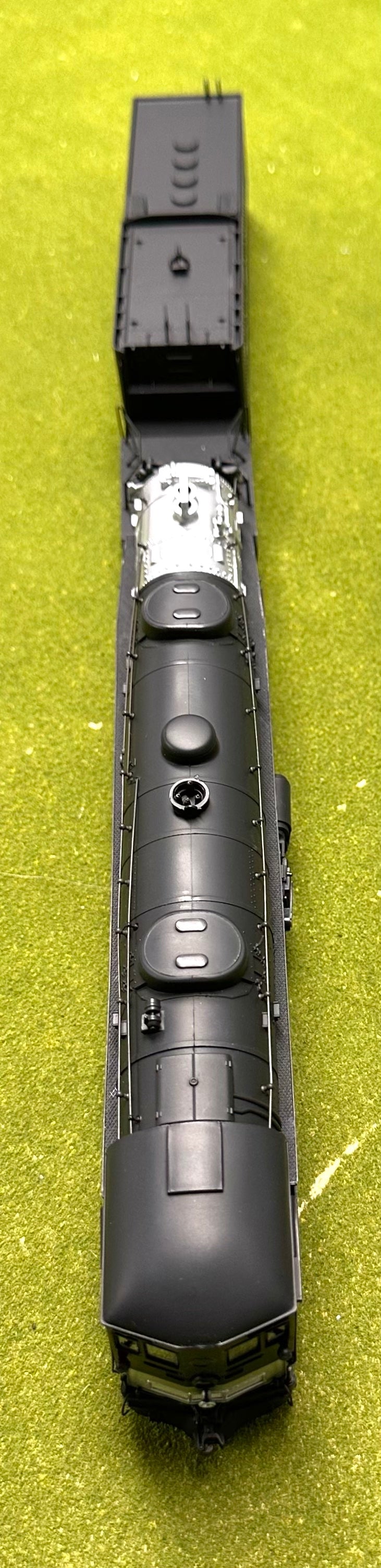 V. Rare RivaRossi 5424 HO Scale Southern Pacific Cab Forward Facing 2-8-8-2 DC Steam Locomotive