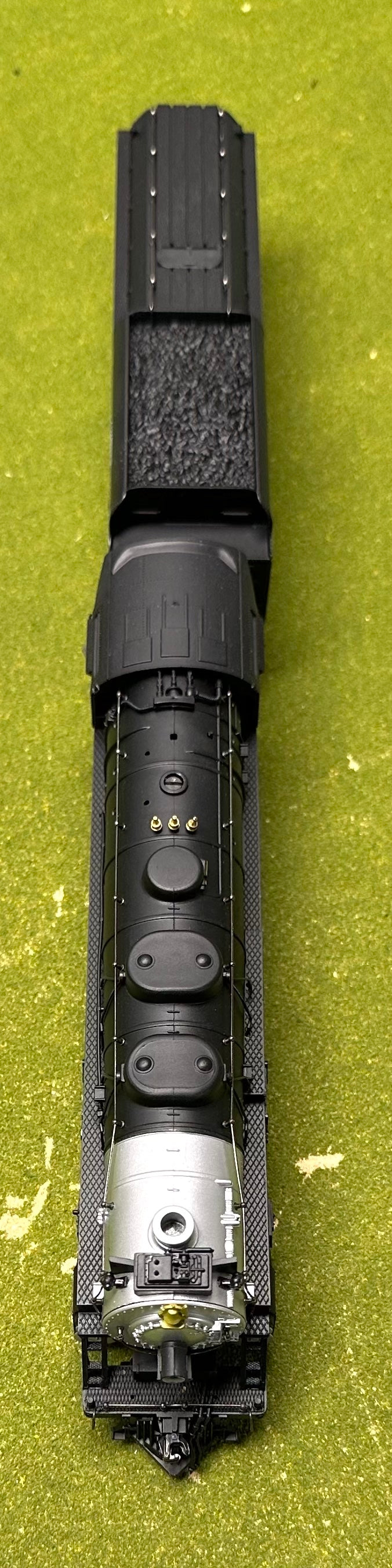 IHC Premier Gold Series 23412 HO Scale 2-10-2 Santa Fe Union Pacific DC Steam Locomotive DCC Ready