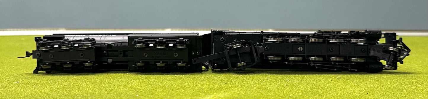 IHC Premier Gold Series 23412 HO Scale 2-10-2 Santa Fe Union Pacific DC Steam Locomotive DCC Ready