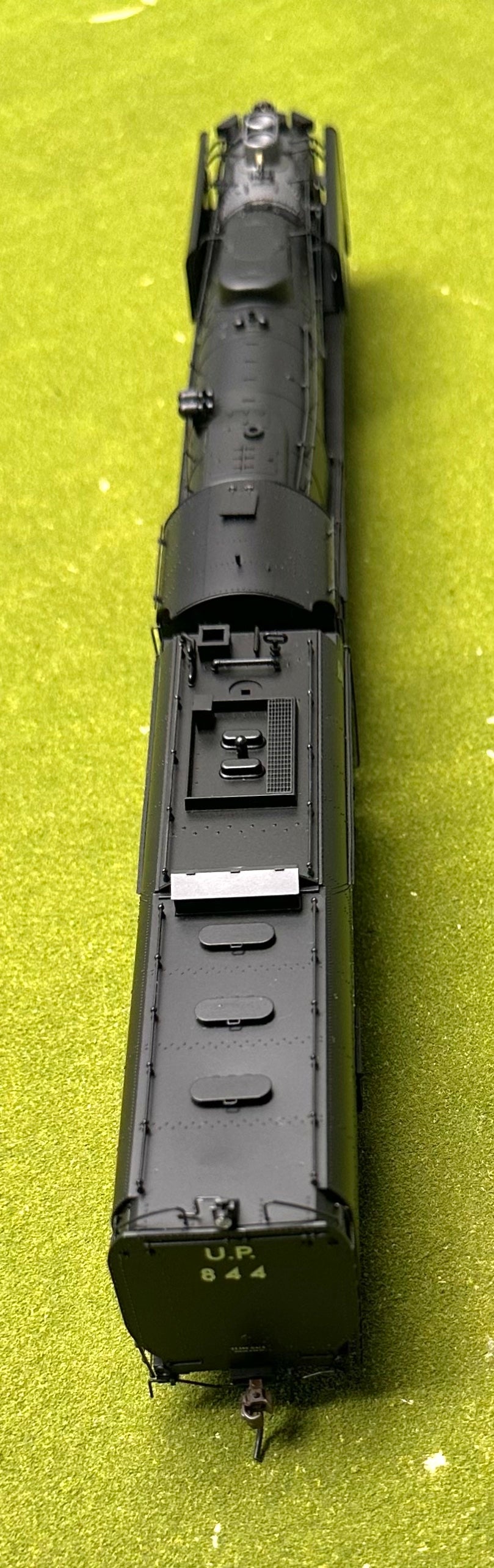 Athearn Genesis G9205 HO Scale Union Pacific FEF-3 4-8-4 Northern DCC w/ MRC Sound Steam Locomotive