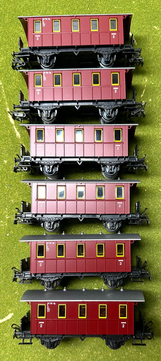 Marklin 4107 HO Scale Std. Branch 2nd Class Passenger Car 6pc