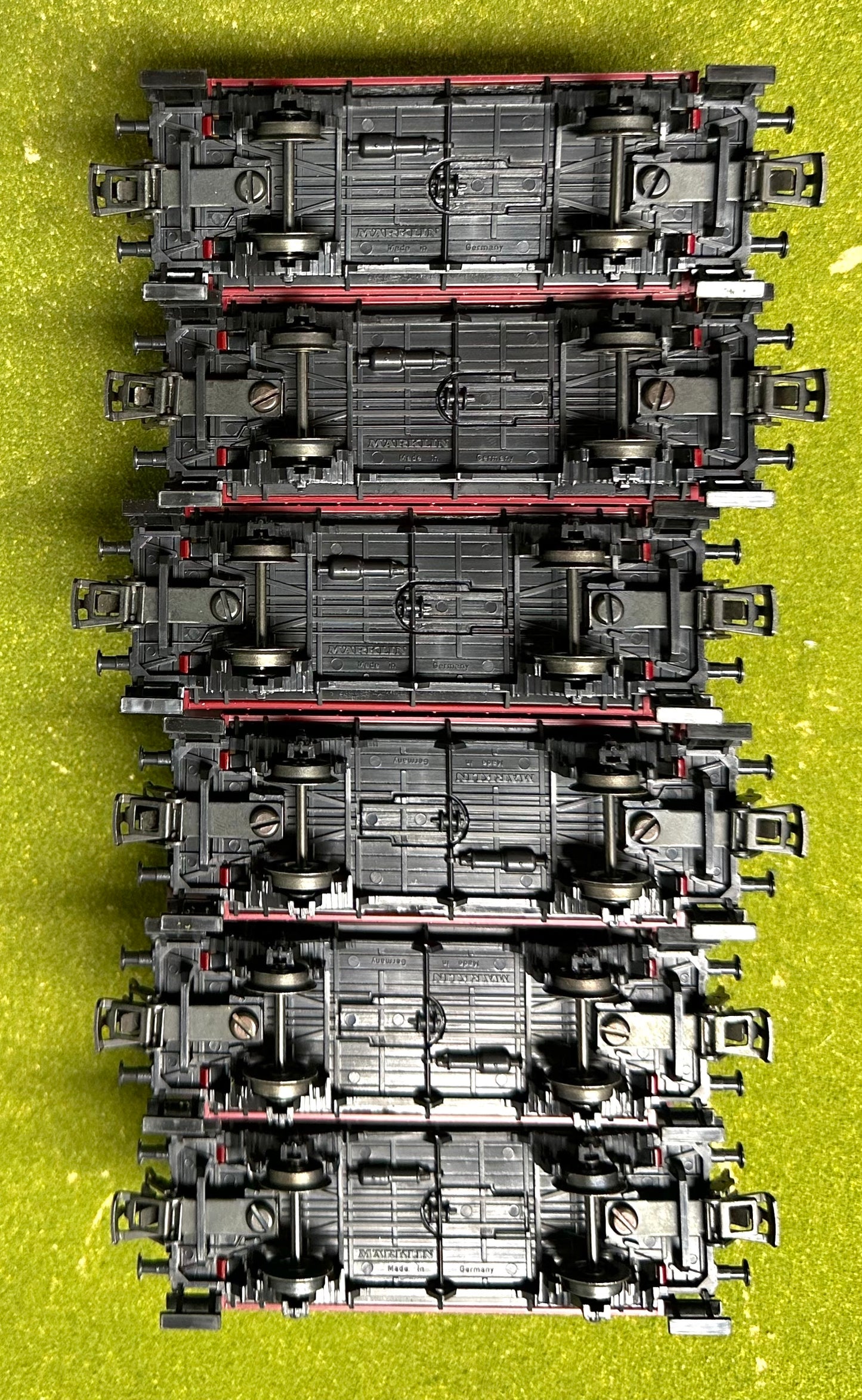 Marklin 4107 HO Scale Std. Branch 2nd Class Passenger Car 6pc