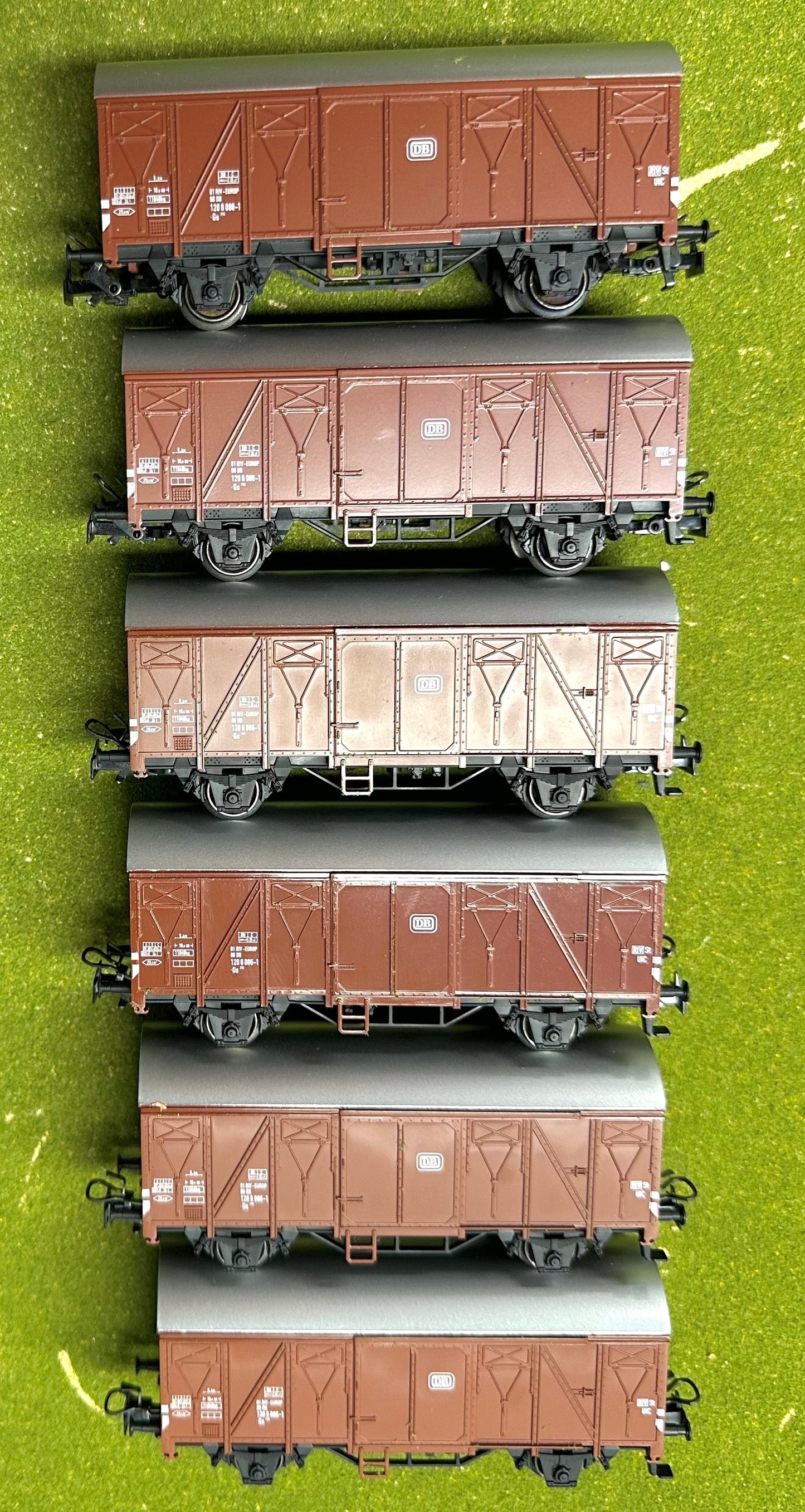 Marklin 4410 HO Scale DB Box Car 6pc