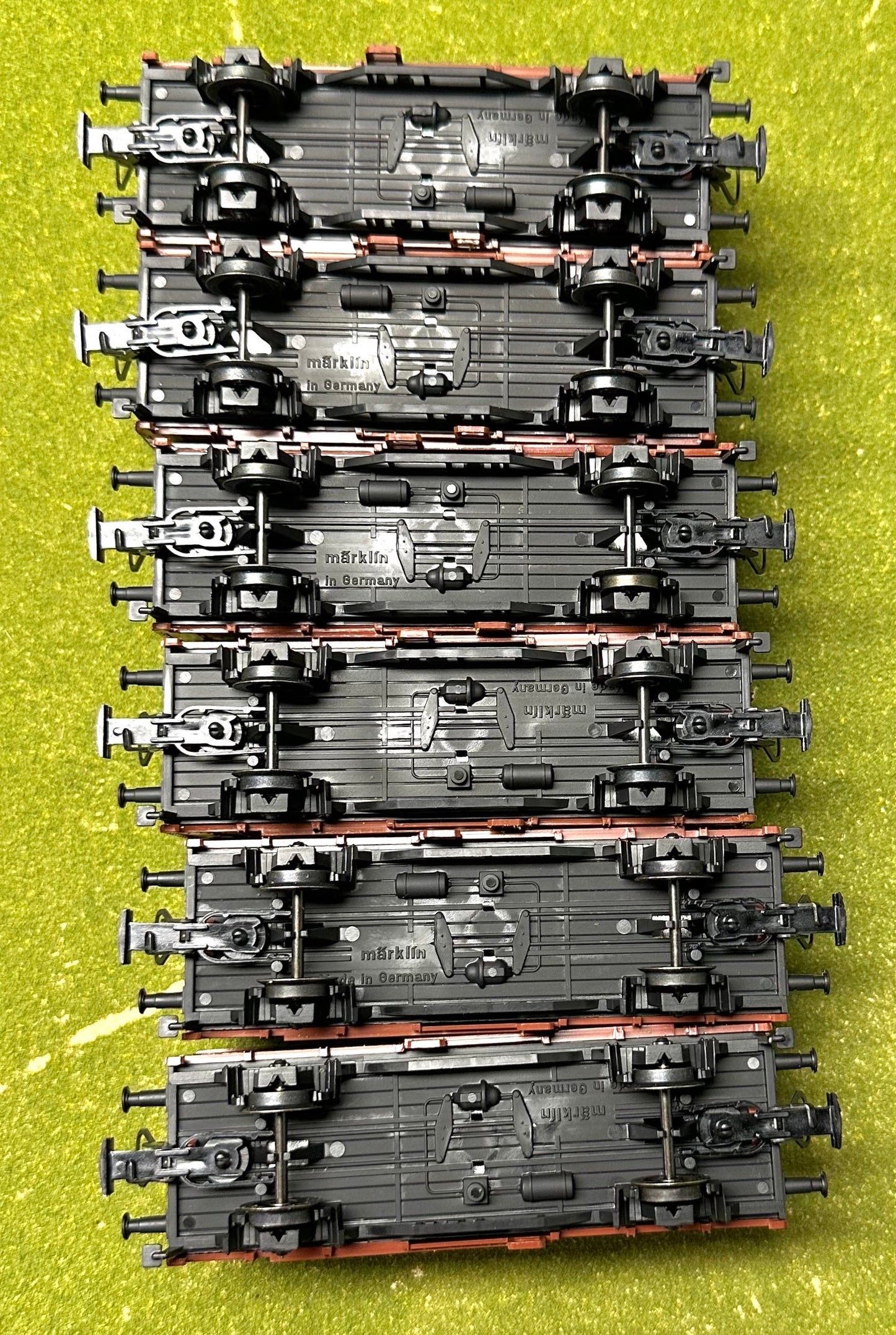 Marklin 4410 HO Scale DB Box Car 6pc