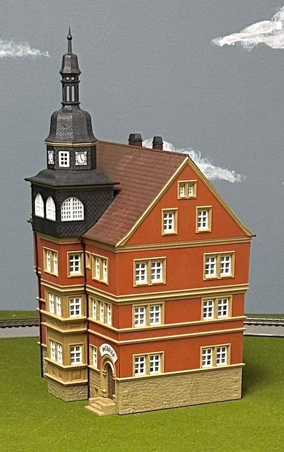 Kibri 38395 HO Scale Sauerland City Hall Fully Assembled