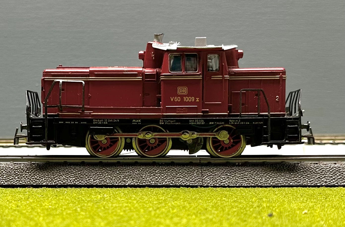 Marklin 3065 HO Rare Analog 3-Rail AC Diesel Locomotive. DB V60 1009