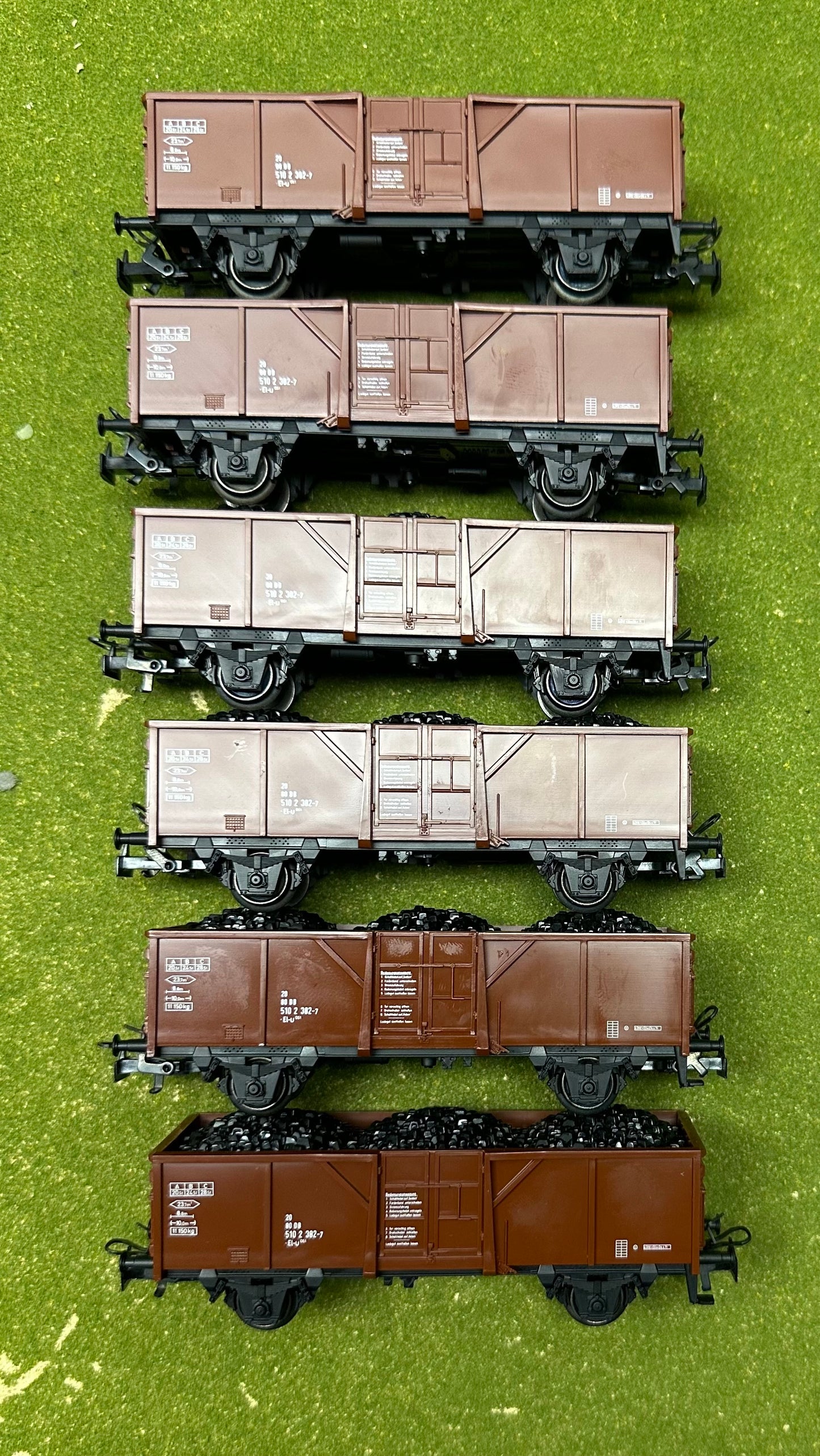Marklin 4431 HO Scale DB Gondola with Coal Load 6pc