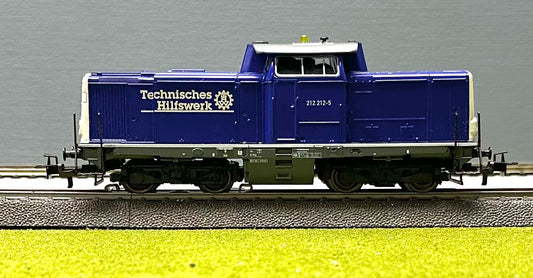 Marklin 3372 HO DB BR212 3-Rail Analog AC Diesel Locomotive
