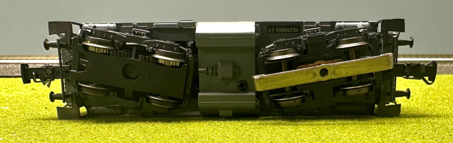 Marklin 3372 HO DB BR212 3-Rail Analog AC Diesel Locomotive