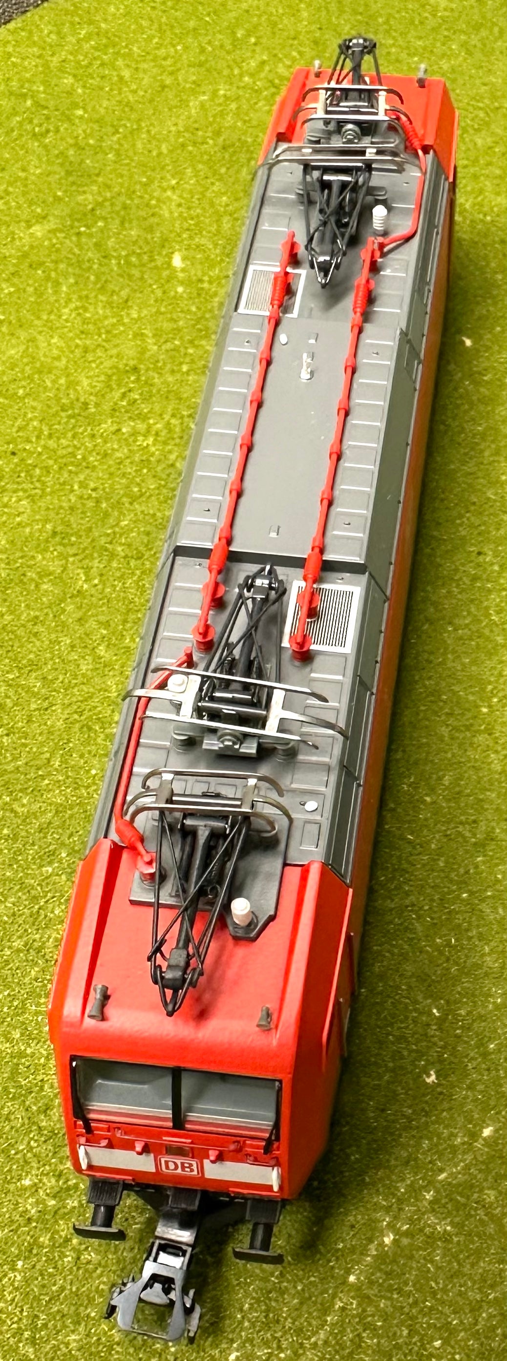Marklin 36856 HO Analog 3-Rail AC Electric Locomotive DB 185 099-9