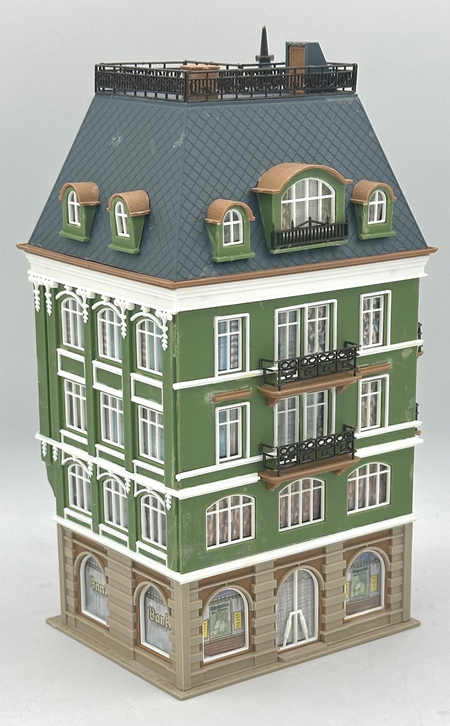 Vollmer 43771/3771  Bank House Fully Assembled