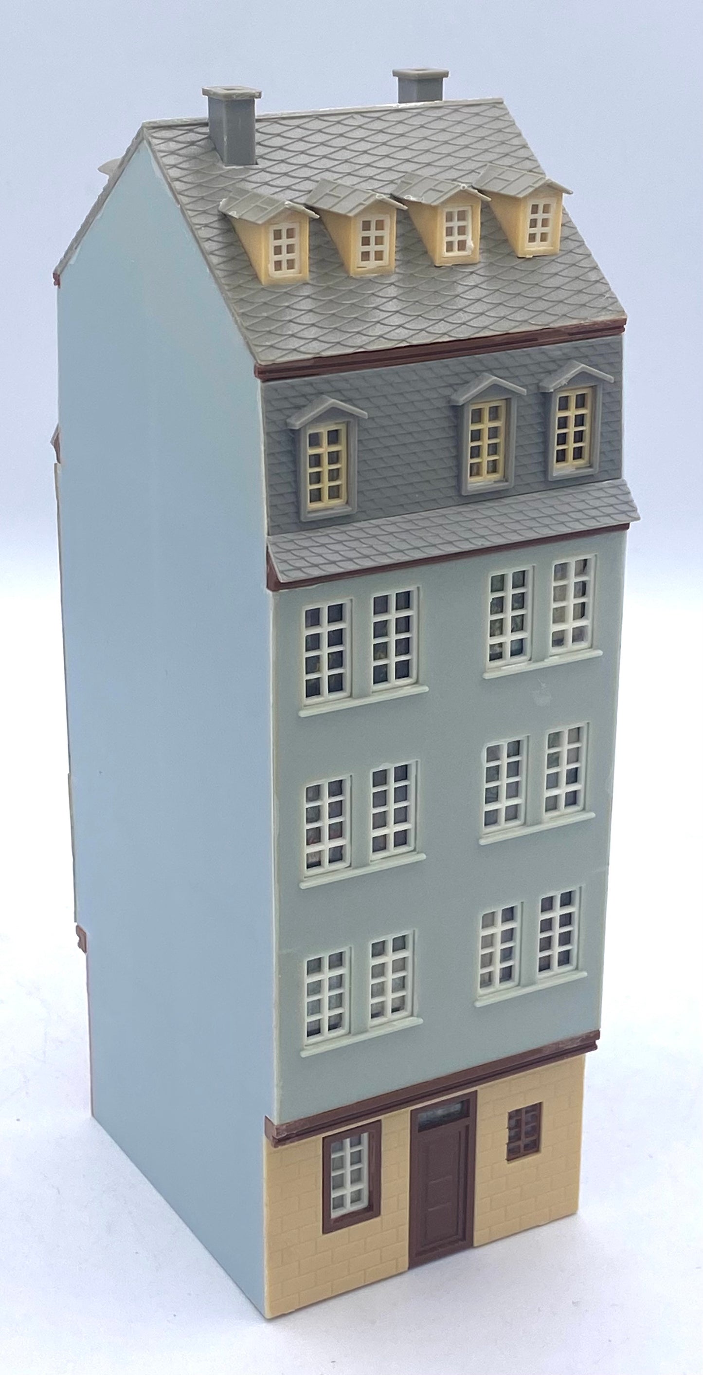 Faller B-913 HO German Town House, "Small Dachsberg" Building