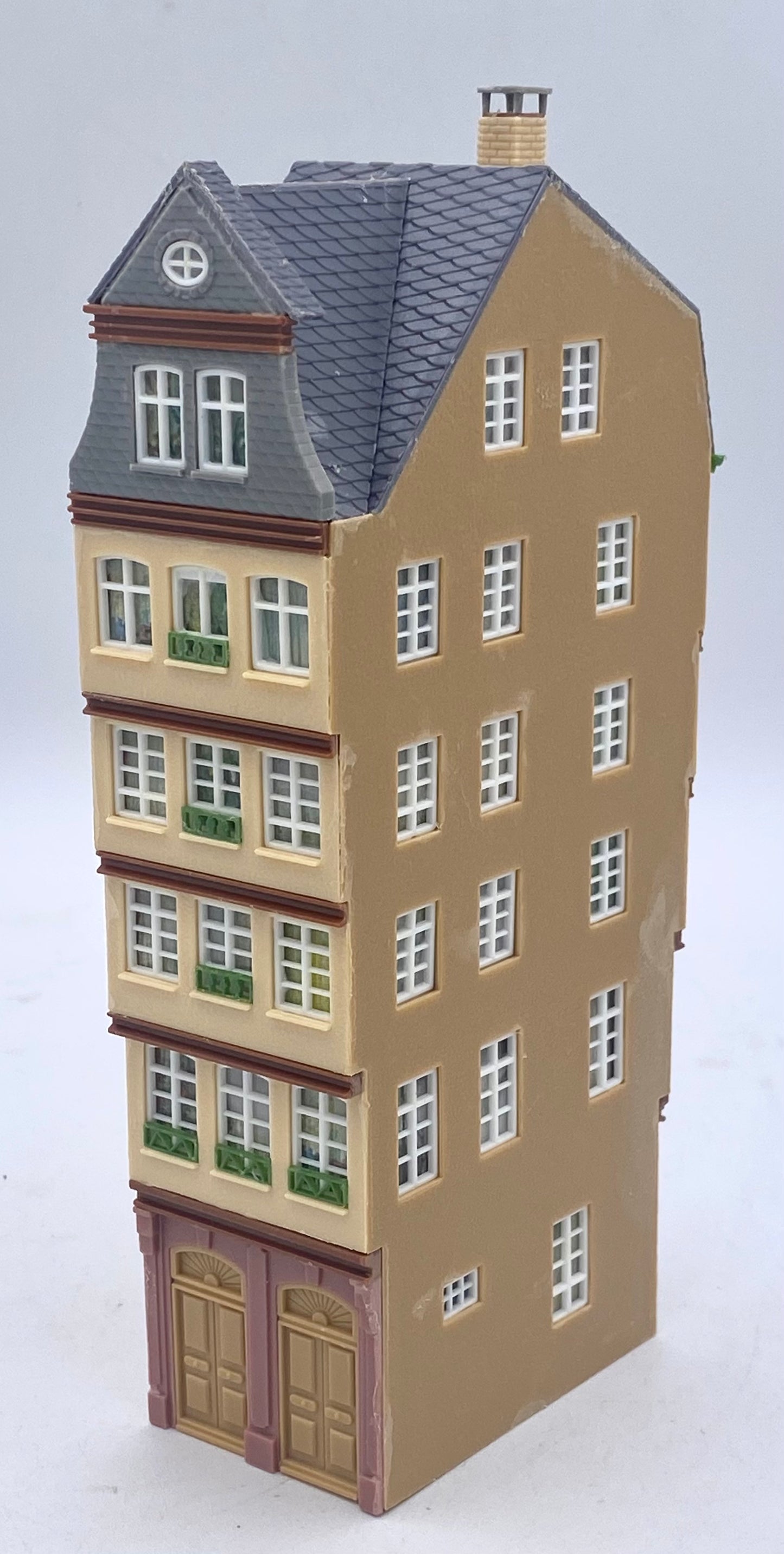 Faller B-912 HO Stadthaus Town House, "Kleiner Engel Römerberg" Building