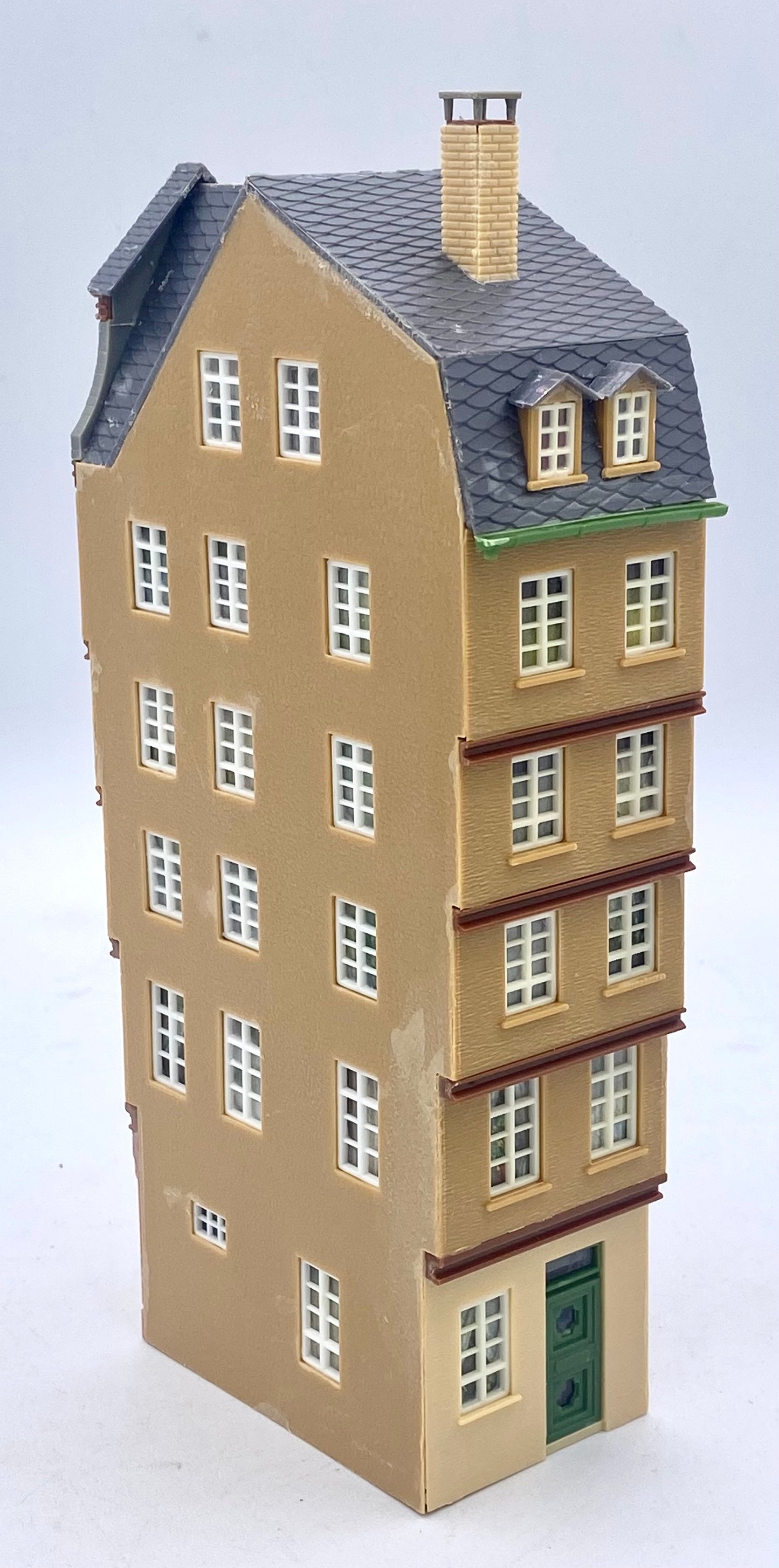 Faller B-912 HO Stadthaus Town House, "Kleiner Engel Römerberg" Building
