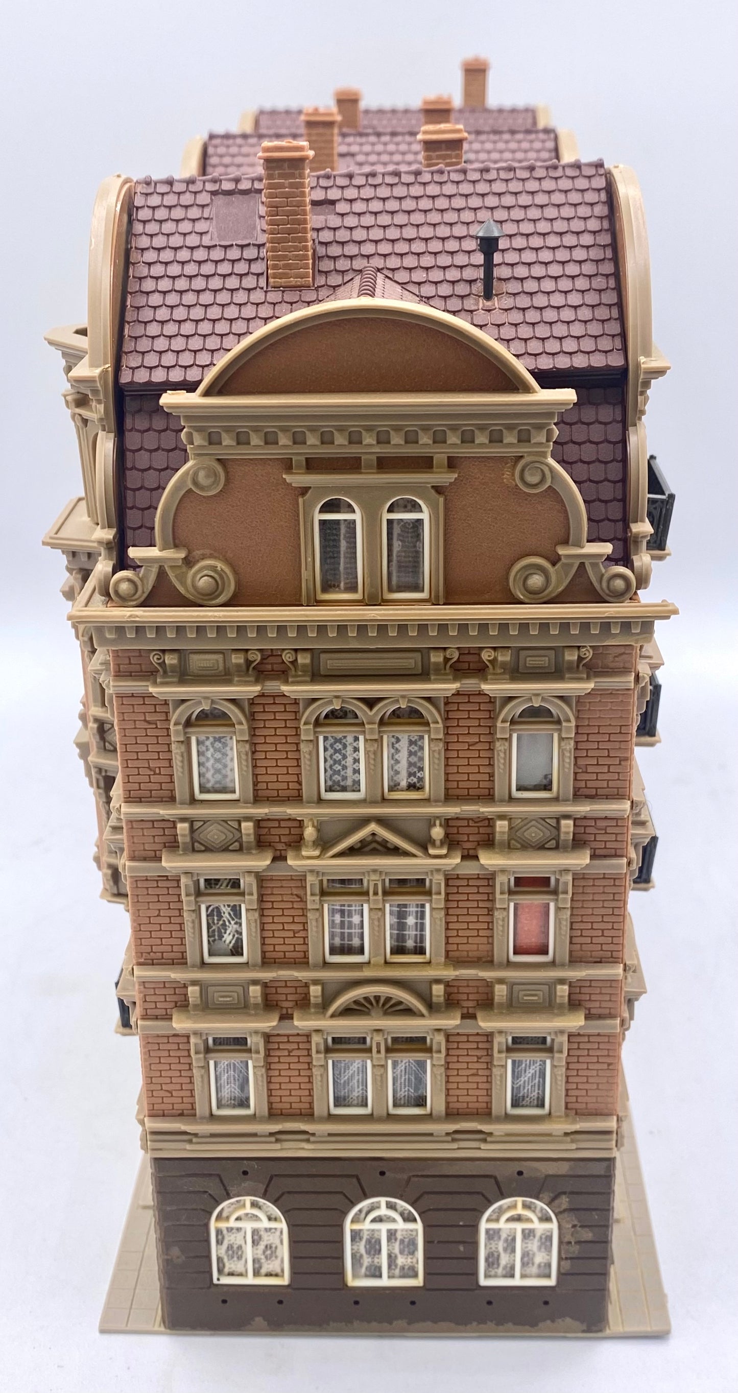 Vollmer 43775 HO City Building / Palace Fully Assembled