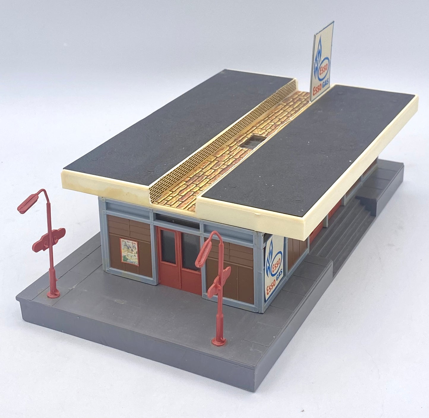 Pola 651 Vintage Mid-Century Modern Railway Station