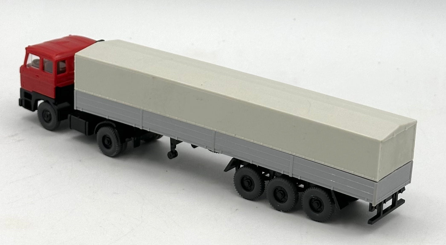 Wiking Ho Scale 10 wheel Delivery Truck and Trailer