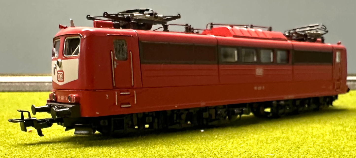 Marklin 3343 HO DB BR151 3-Rail Analog AC Electric Locomotive