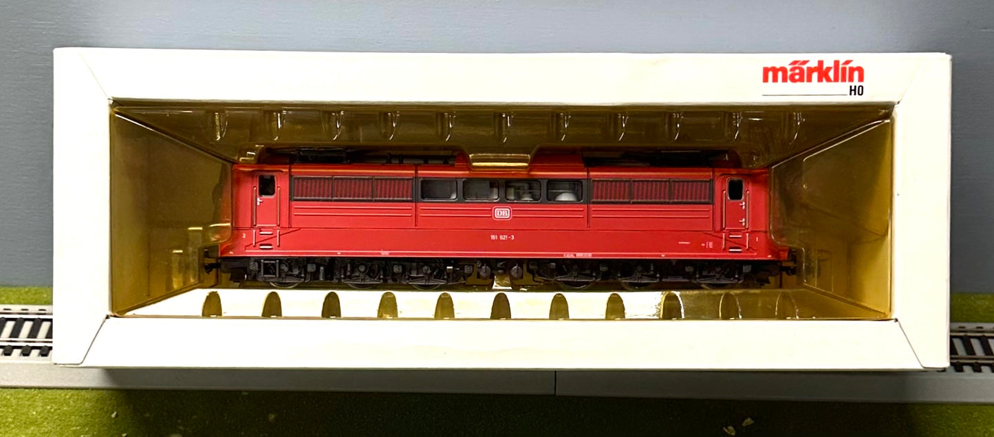 Marklin 3343 HO DB BR151 3-Rail Analog AC Electric Locomotive