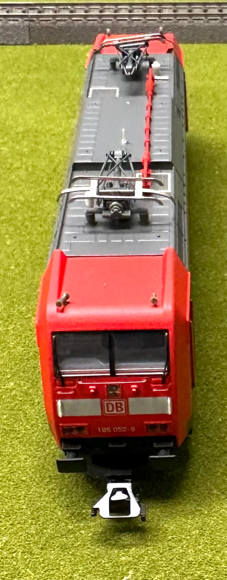 Marklin 36850 HO BR185 Analog 3-Rail AC Analog Electric Locomotive