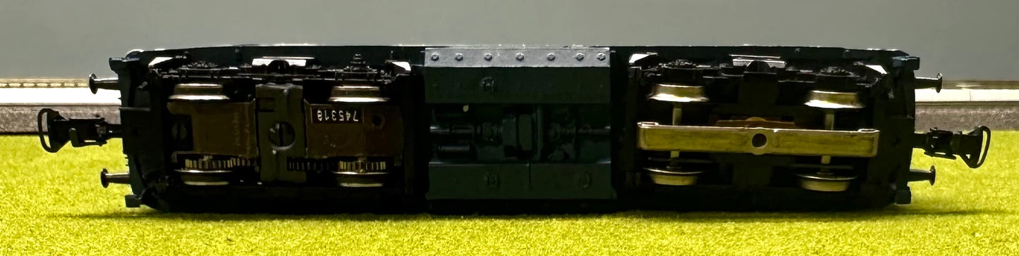Marklin 3074 HO DB BR 216 127-1 3-Rail Analog AC Diesel Locomotive