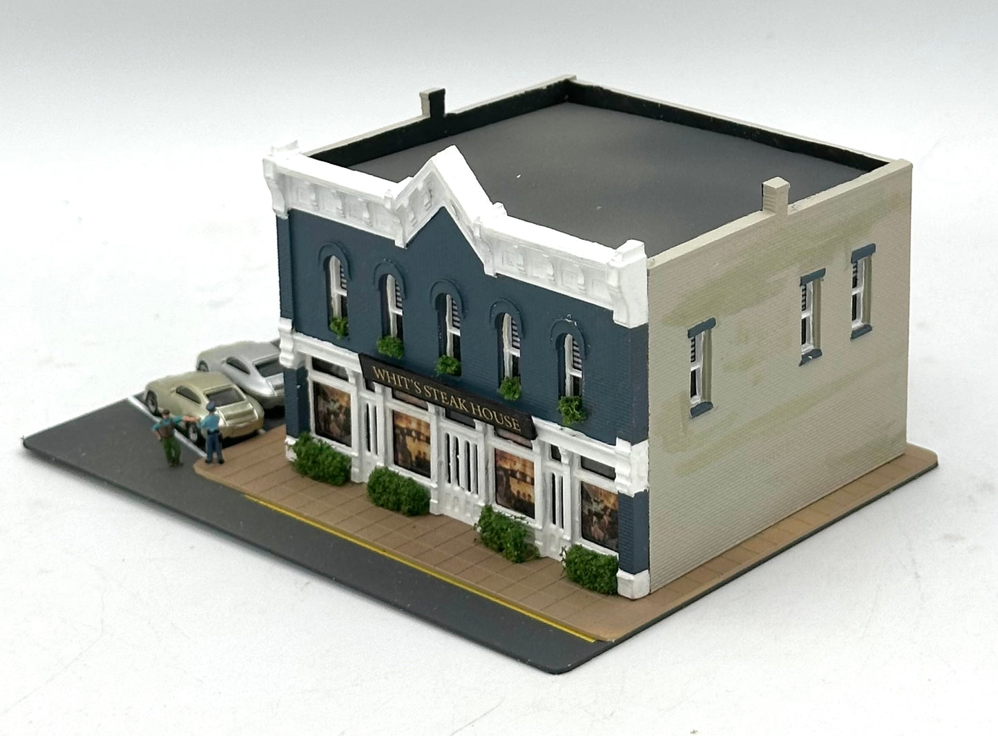 DPM Woodland Scenics N Scale Custom Painted "Whit's Steak House" Lighted Diorama.