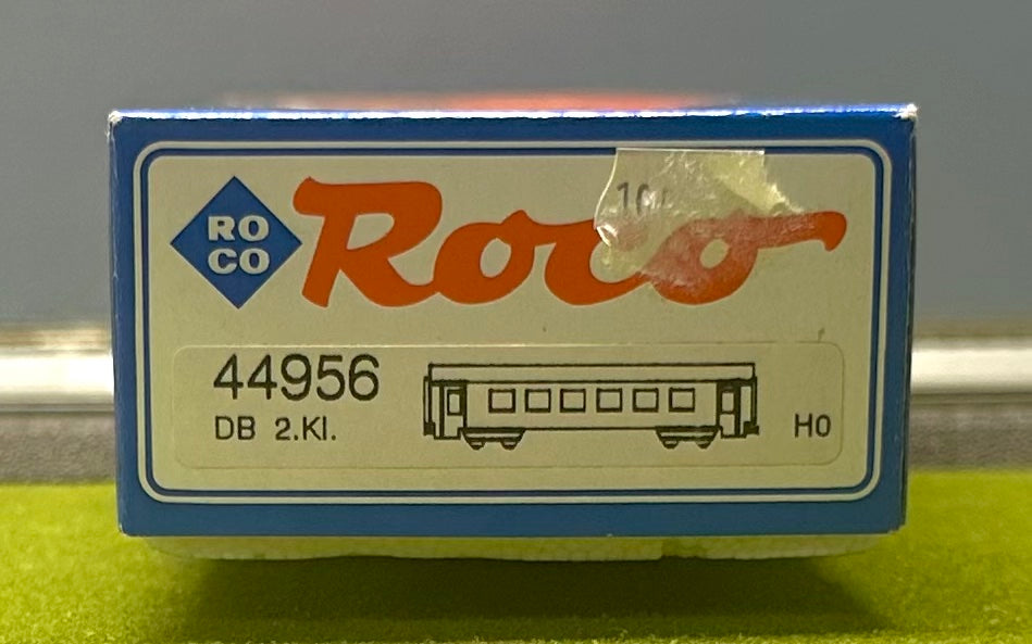 Roco 44956 HO Scale DB 2nd Class/Luggage Passenger Car Original Packaging