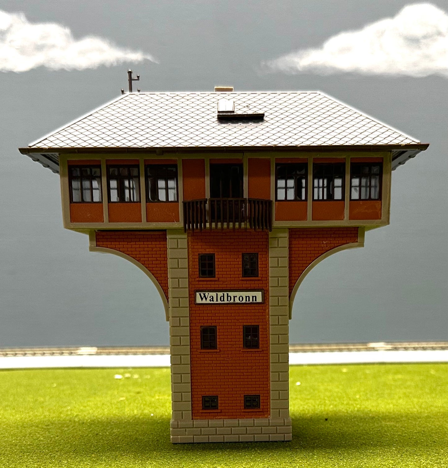 Vollmer HO Scale 45738 Mushroom Signal Waldbronn