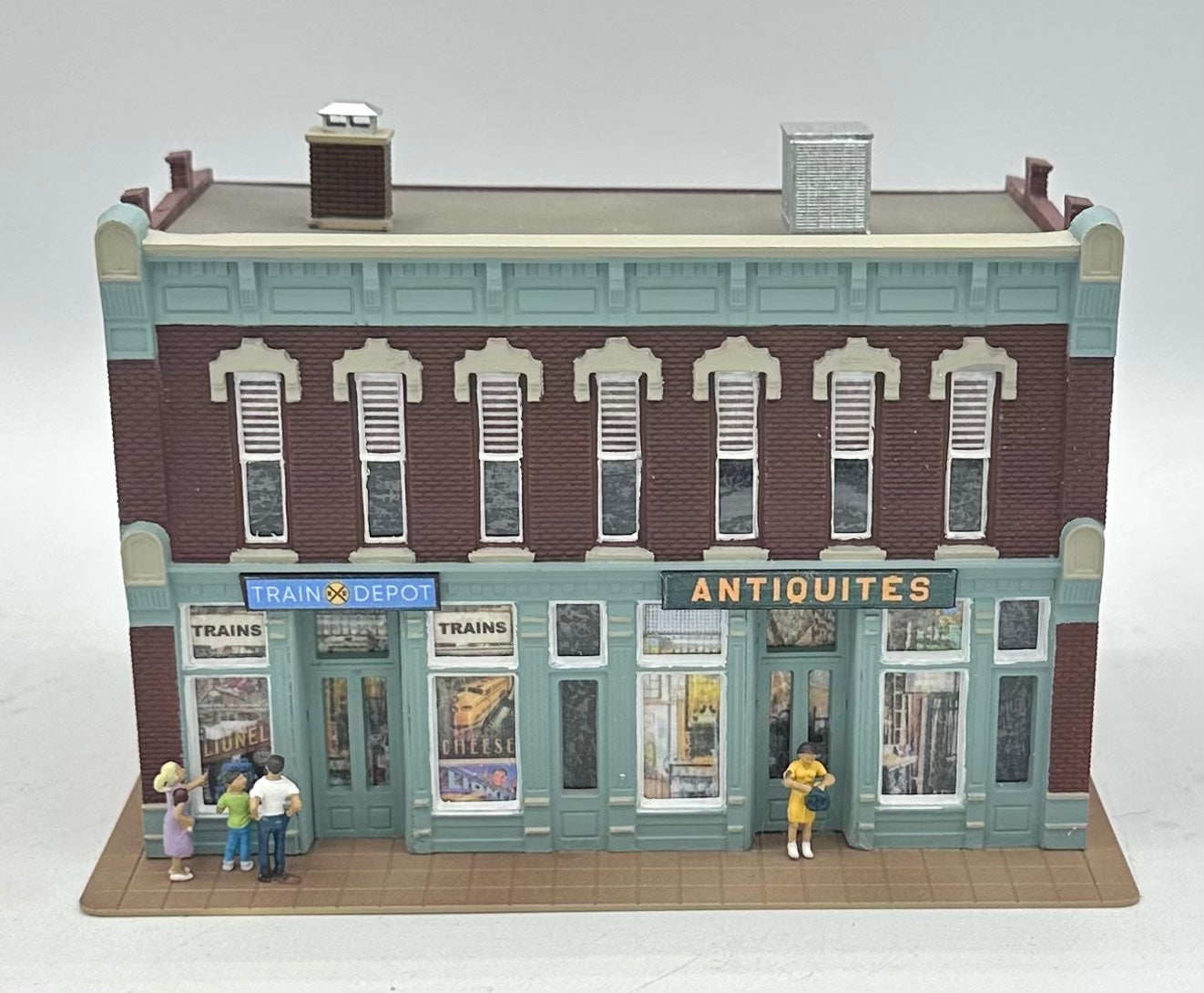 DPM HO Scale Fully Assembled High St. Block "Train Depot"/ Antiquites" " Lighted