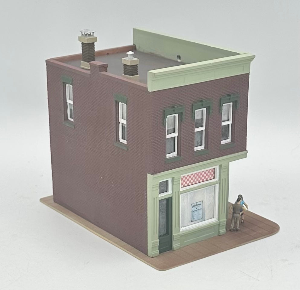 DPM HO Scale Fully Assembled "Pizza Palor" Fully Assembled Lighted