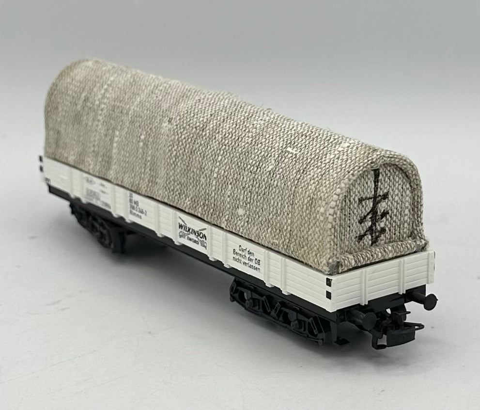 Marklin 94149 HO Scale "Wilkinson" Flat Car With Canvas Fabric Cover