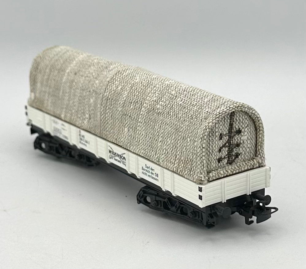 Marklin 94149 HO Scale "Wilkinson" Flat Car With Canvas Fabric Cover