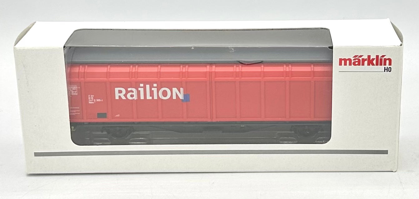 Marklin 00757-11 HO Scale DB Railion Sliding Wall Box Car