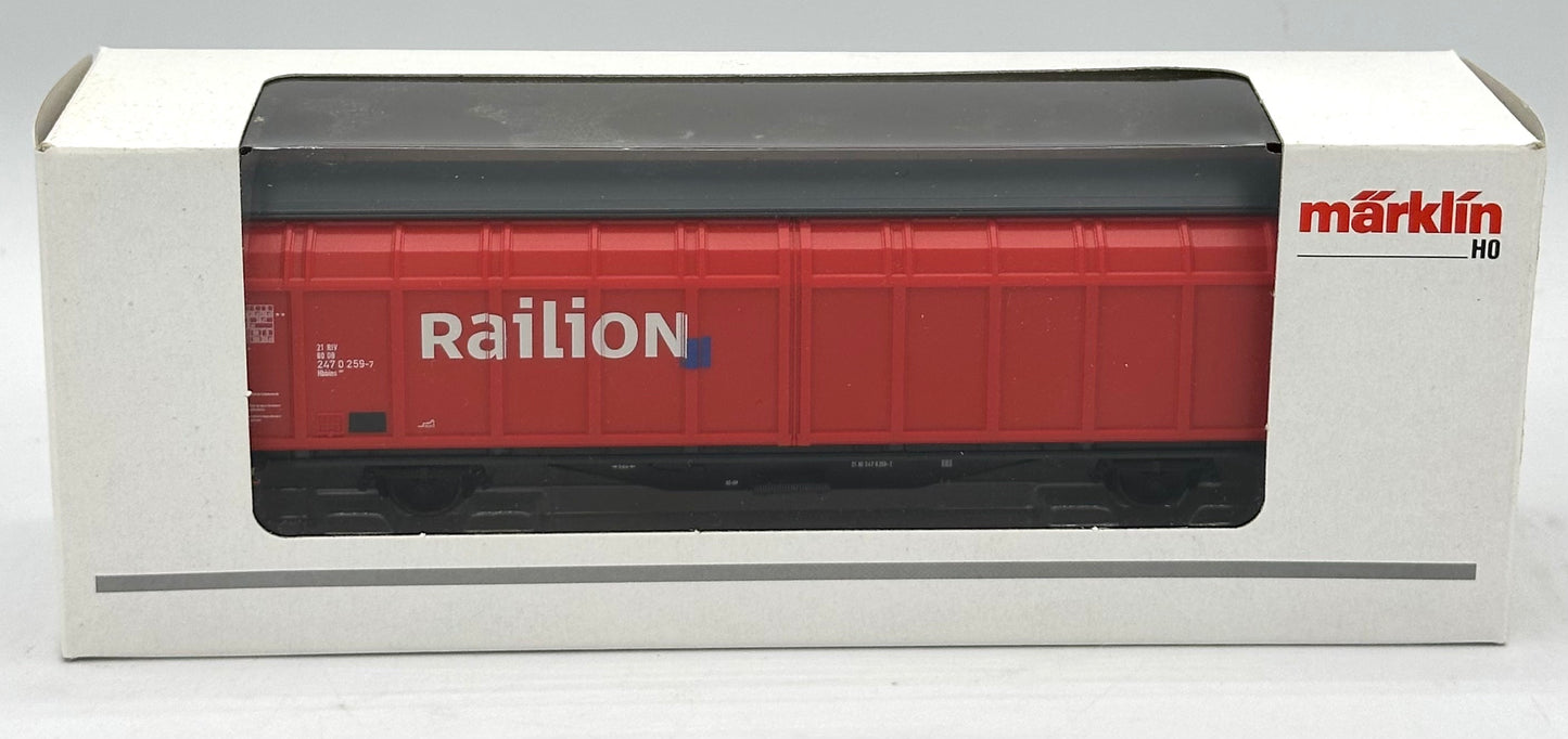 Marklin 00757-07 HO Scale DB Railion Sliding Wall Box Car