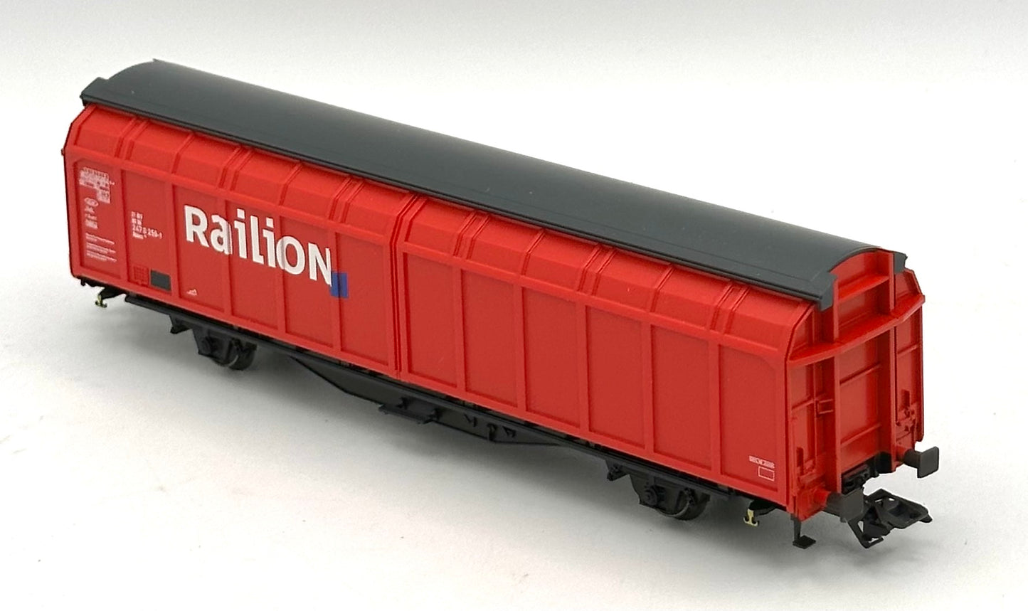 Marklin 00757-07 HO Scale DB Railion Sliding Wall Box Car