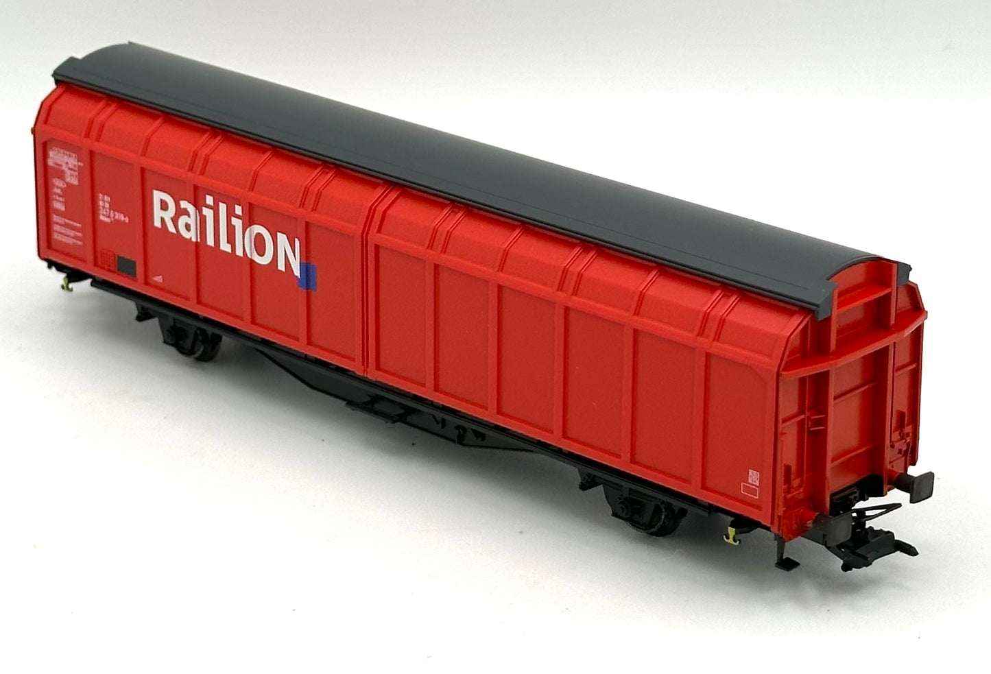 Marklin 00757-10 HO Scale DB Railion Sliding Wall Box Car