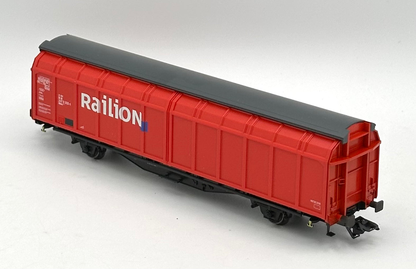 Marklin 00757-08 HO Scale DB Railion Sliding Wall Box Car