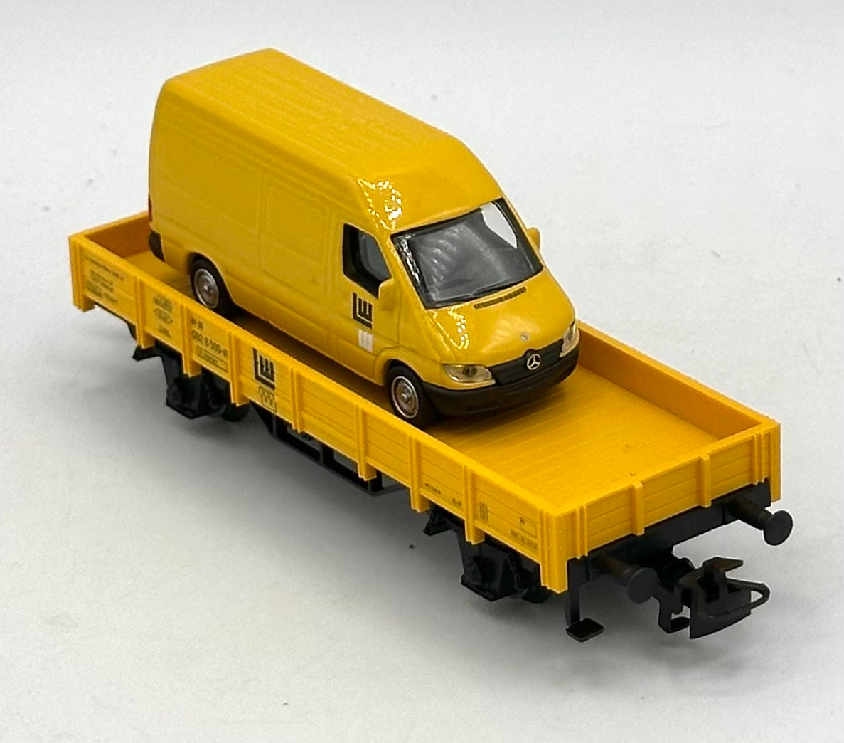 Marklin 00754-16 HO Scale DB Kbs-Series Flat Car W/ Mercedes -Benz PKW Spur Load