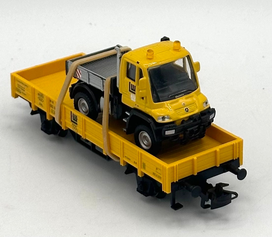 Marklin 00754-10 HO Scale DB Kbs-Series Flat Car W/ Mercedes -Benz Unimog Load