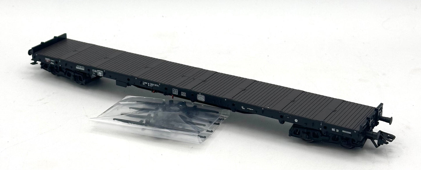 Marklin 47001 HO Scale DB RS684 Flat Car Folding Stakes, Approx 9"/22.9cm Buffer to Buffer
