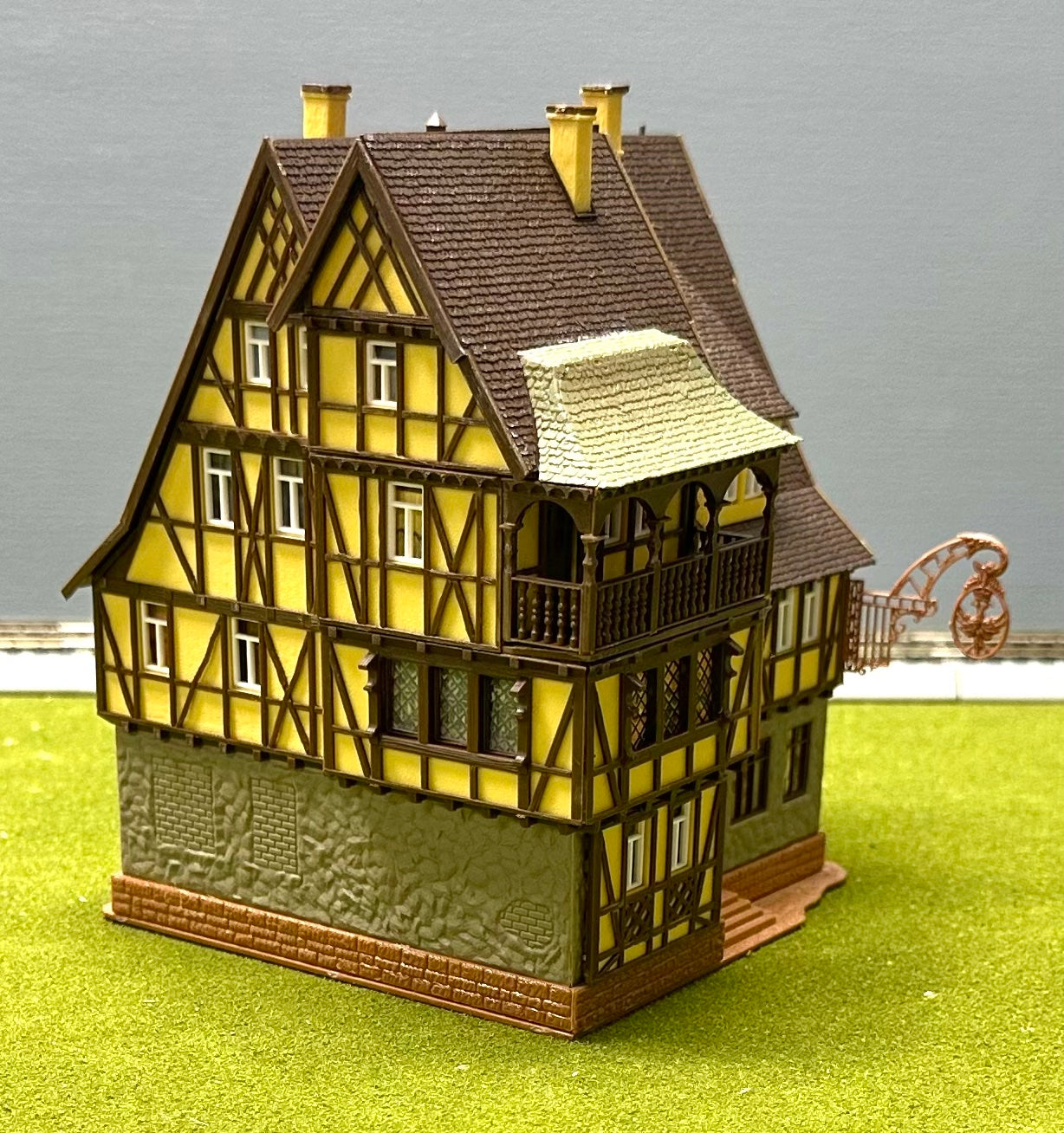 Vollmer 43754 HO Scale Timber Framed Ratskeller Fully Assembled
